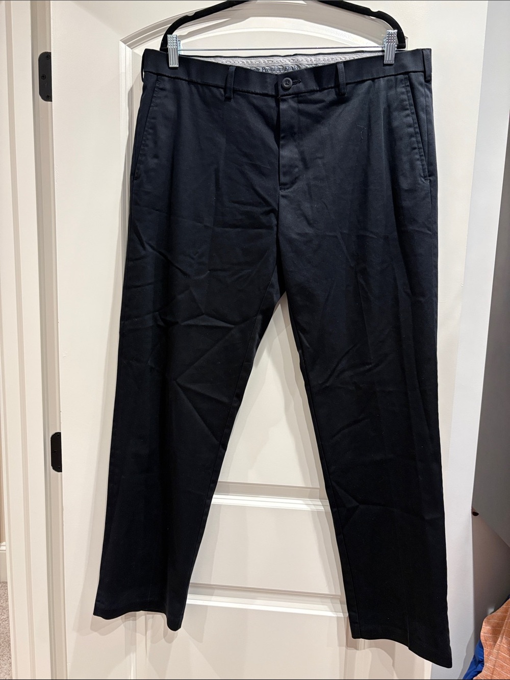 Men's Haggar Classic Black Dress Pants, size 38 x 32
